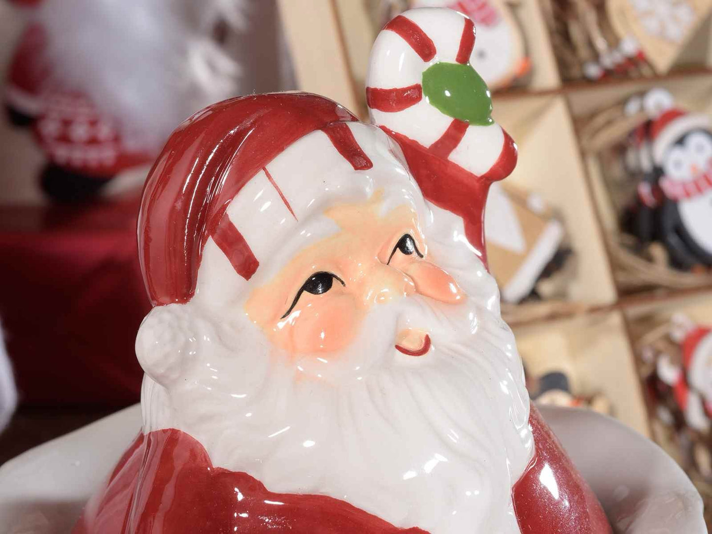 Joli pot à biscuit Père Noël en céramique