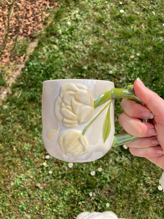 Tasse Camélia en céramique nacré avec couvercle Jaune
