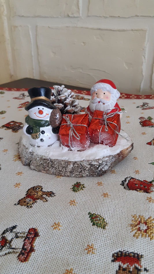 Décoration artisanale de Noël en bois naturel – Père Noël & Bonhomme de neige